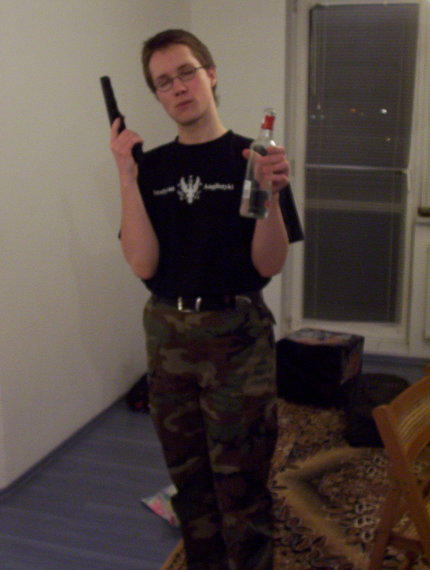 [dwie_milosci_wombata..._no_moze_trzy.JPG]